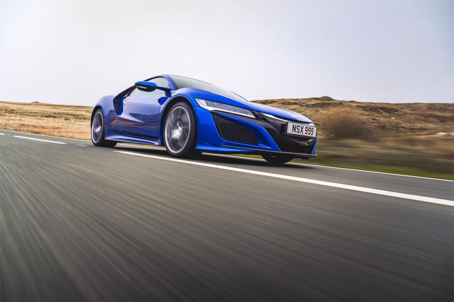  Honda NSX 2016 года  (UK) (фото 13 из 120)